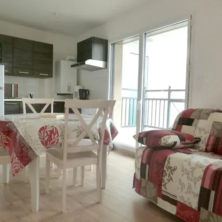 Apartamento A Avec Balcon Et Jardin Dinard
